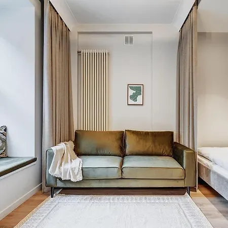 Domillion Modern Old Town Retreat So1c